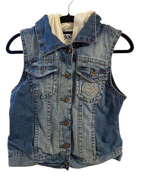 Denim Sleeveless Vest with Cream Hood